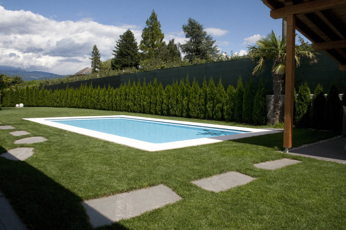 Bluespring 4x8 Classic Stone